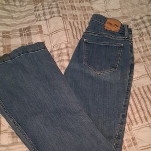 Never Worn Hollister Classic Blue Jeans